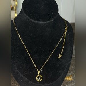 Lv Gold stainless steel gold plated  Necklace
